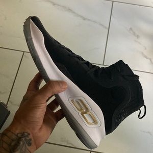 Curry 4 sz9